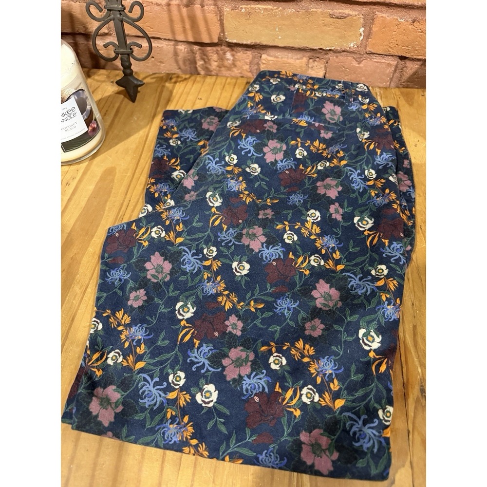 Wild Fang Empower Collection  Women's 6 Navy Blue Floral Slim Crop Pants Slacks